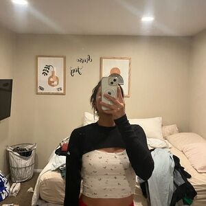 ALO Yoga Black and White Crop Top